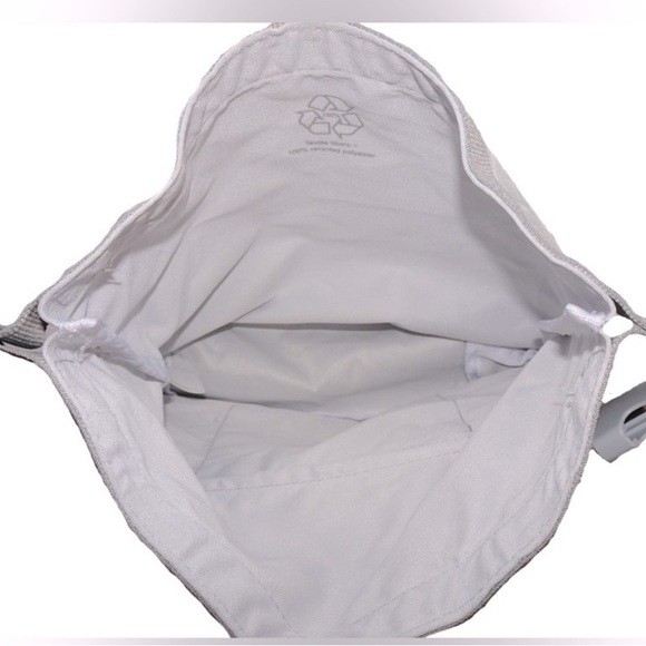 Issey Miyake Gray Hobo Bag NWOT - Picture 4 of 4